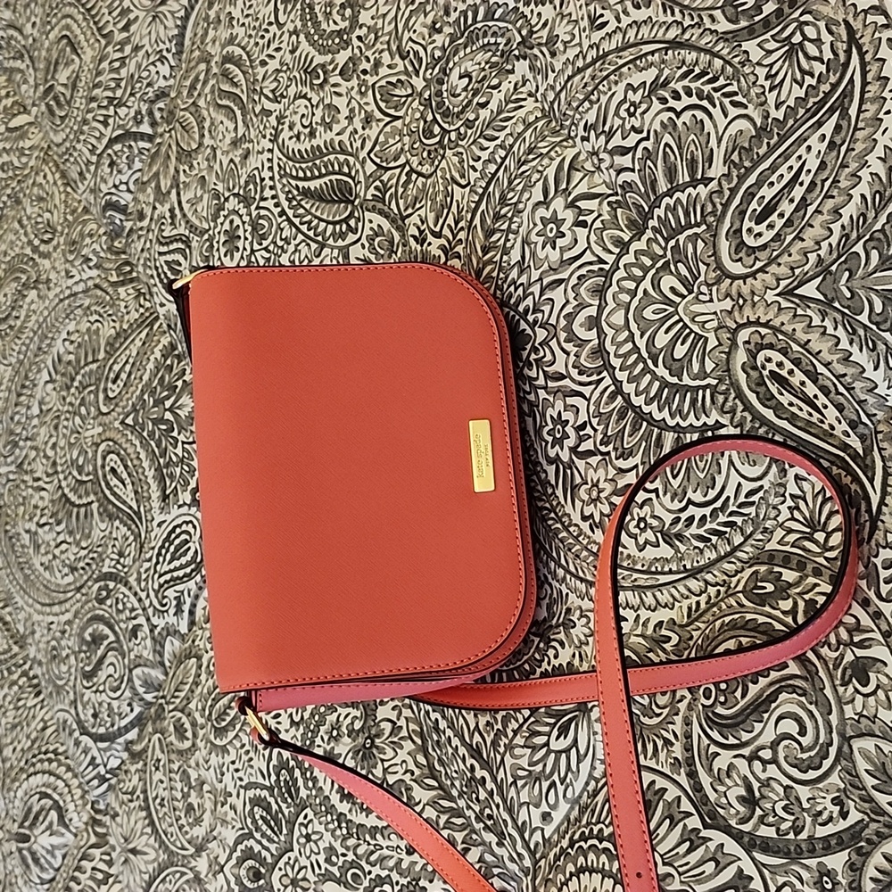 Kate Spade Leather Crossbody w/Free Wallet (New)